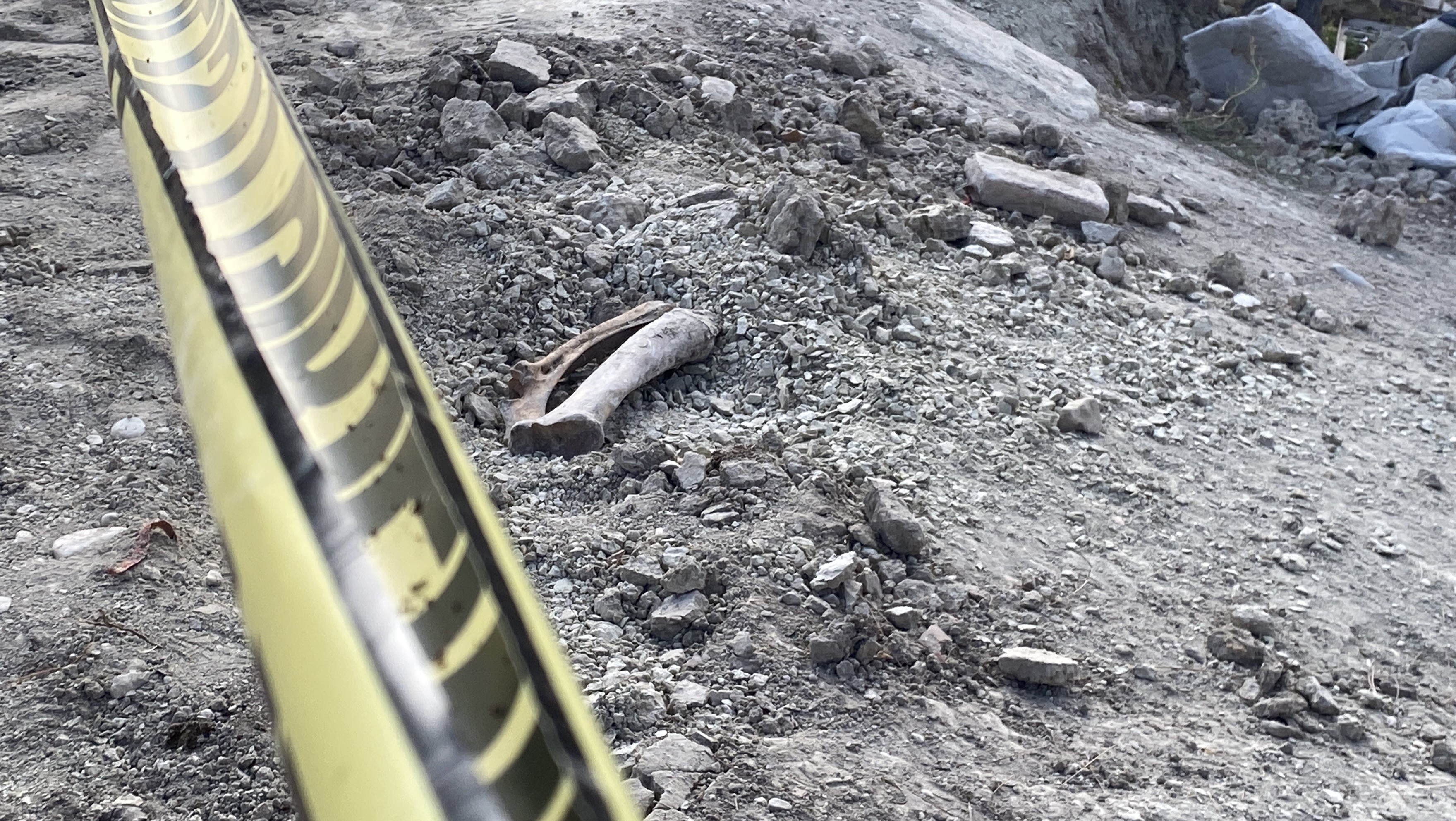 İstinat Duvarı Kazısında Tüyler Ürperten Bulgu! İnsan Kemikleri Bulundu (2)