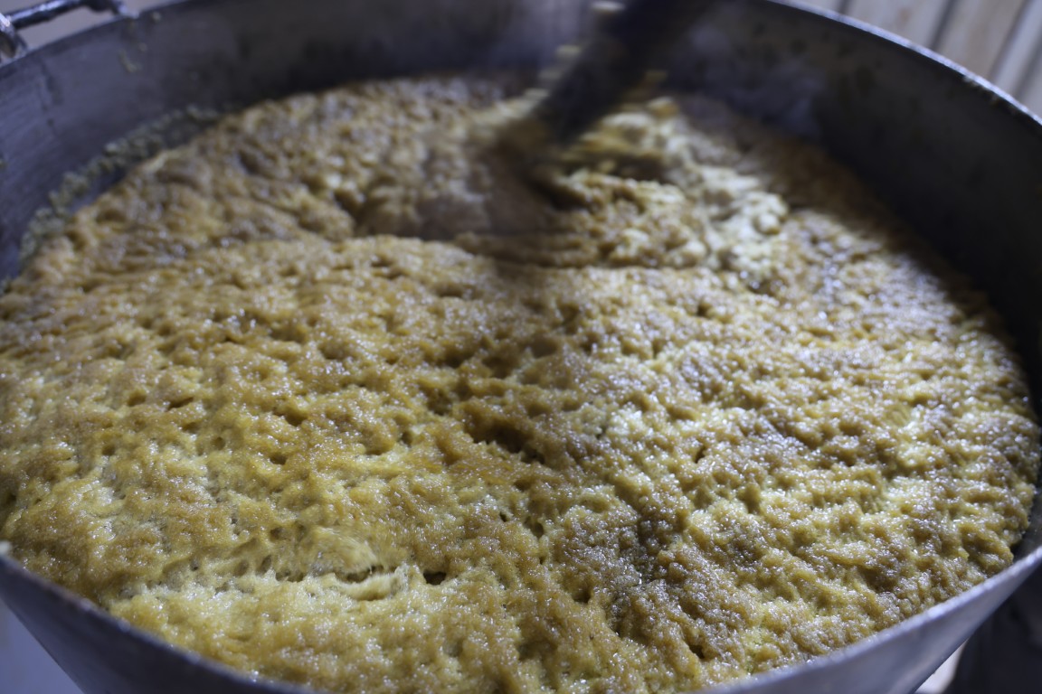 Kara Kazanda Gelenek Yasiyor Defne Sabunu Nesilden Nesile Aktariliyor (1) (Orta)