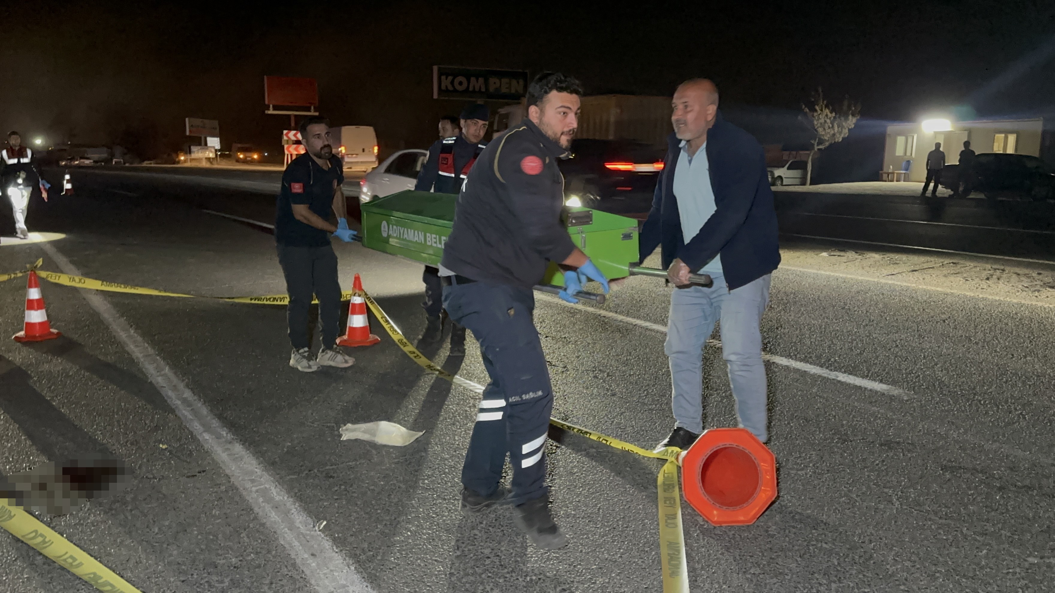 Karanlık Yolda Feci Son Yolun Karşısına Geçmeye Çalışan Yaşlı Adam Can Verdi (3)