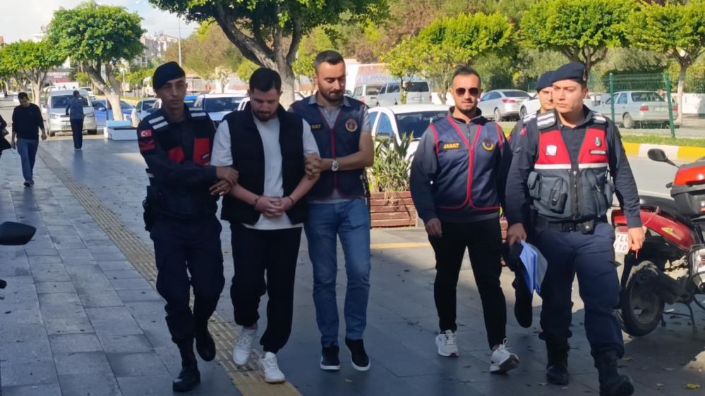 Kasadaki 1 Milyon Tlyi Boyle Caldi Supheli Eski Calisan Tutuklandi (3)