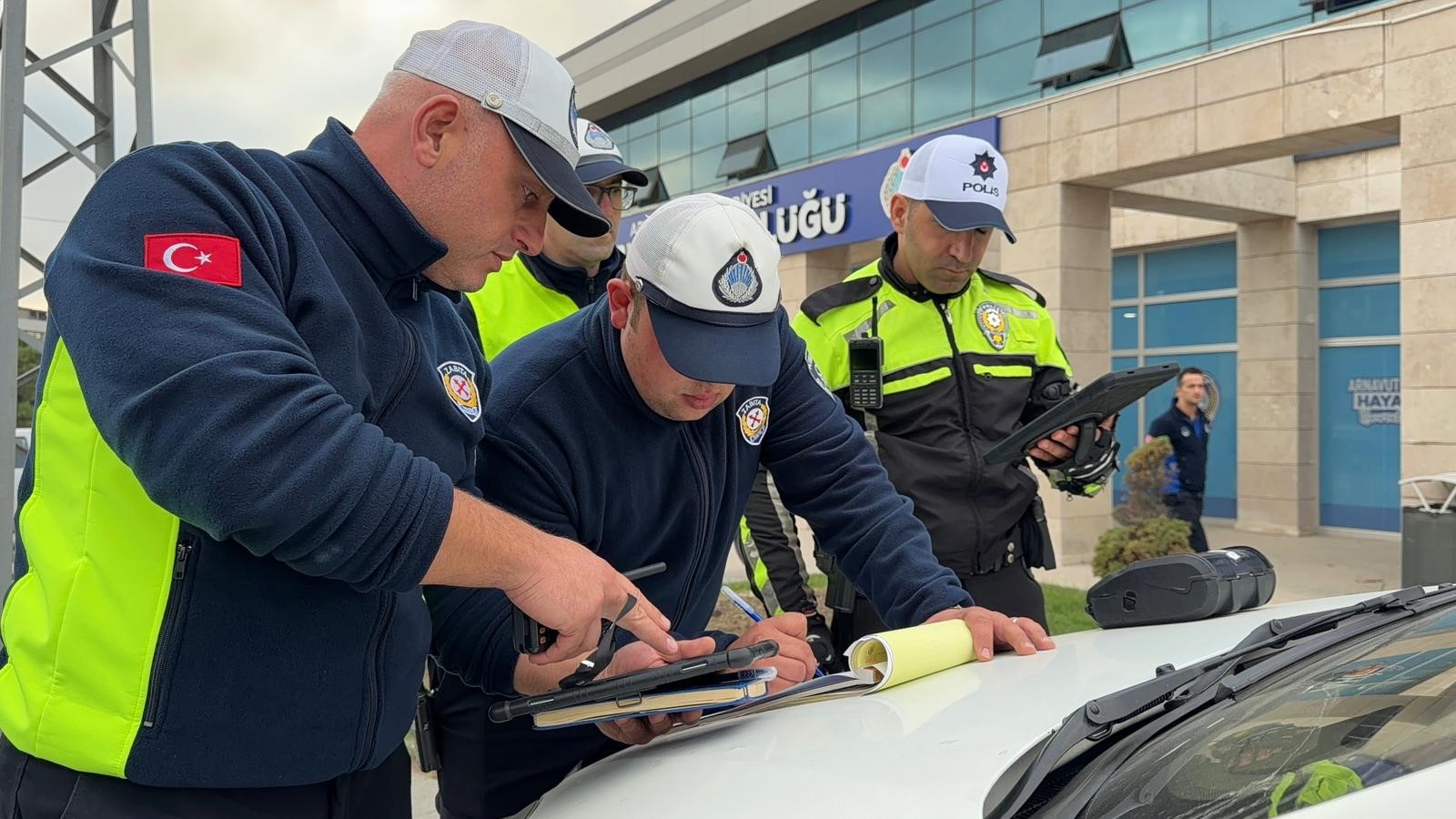 Kiz Kacirma Panigiyle Direksiyonu Kirdi 2 Bin 309 Lira Ceza Yedi (2)