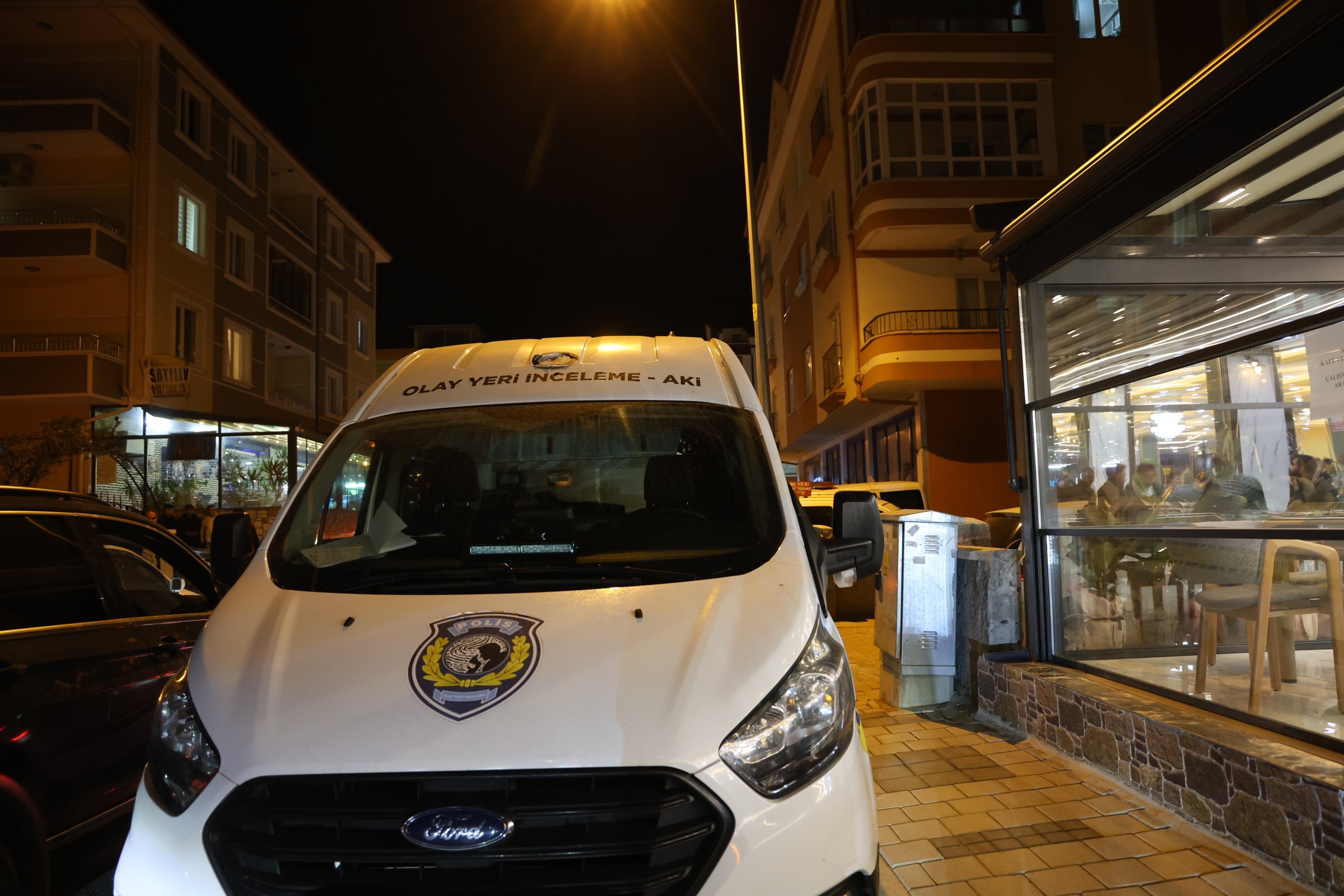 Kocasının Aradığı Telefonlara Cevap Vermedi… Eve Giren Ekipler Acı Gerçekle Karşılaştı! 9 Aylık Hamile Kadın Evinde Ölü Bulundu (3)