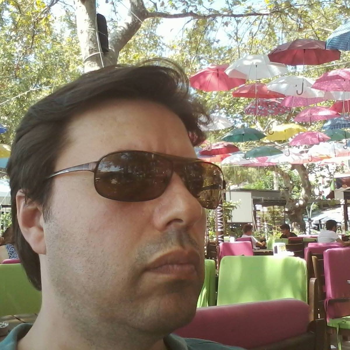 Komşular Şüphelendi, Polis Kapıyı Açtı Acı Gerçek Ortaya Çıktı (2)