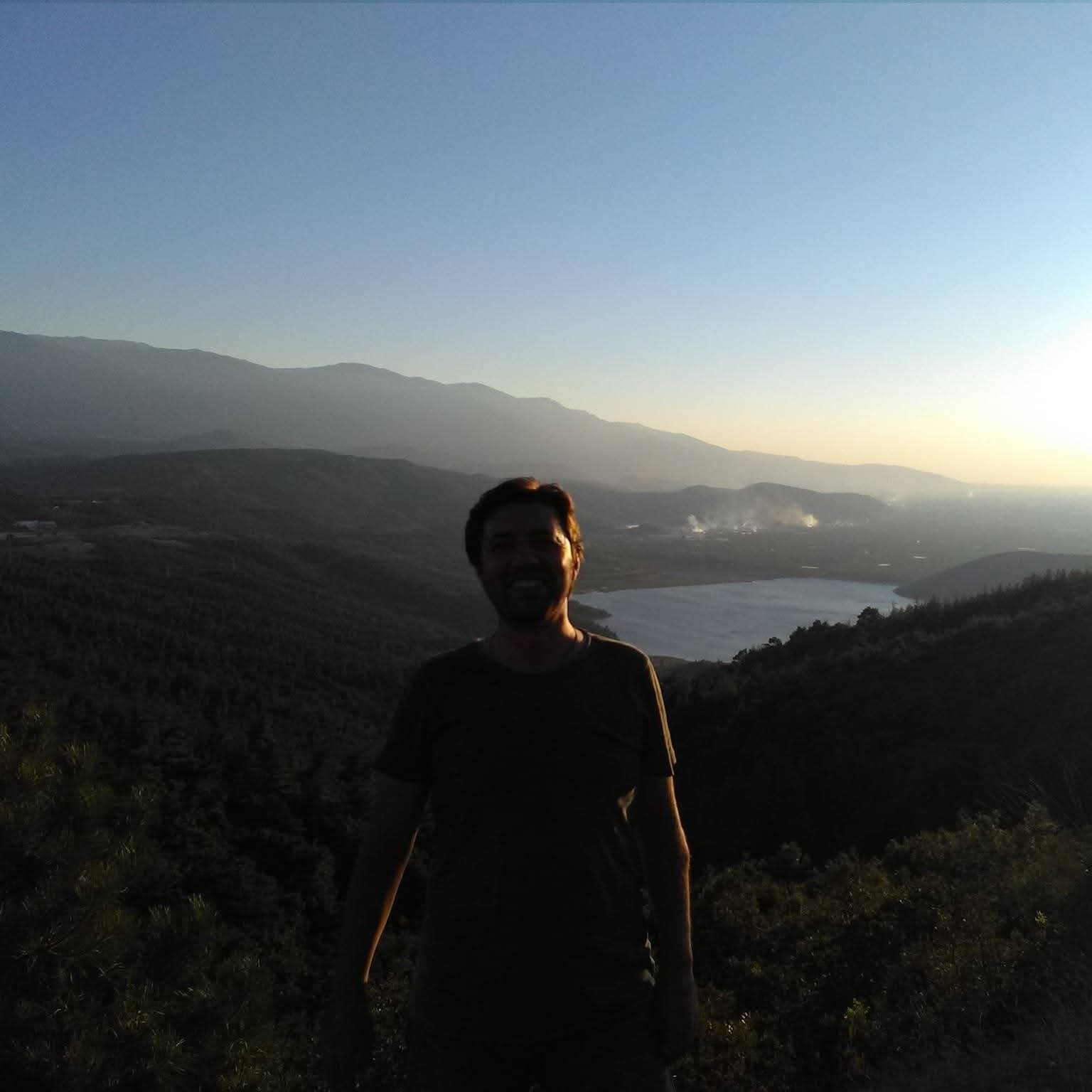 Komşular Şüphelendi, Polis Kapıyı Açtı Acı Gerçek Ortaya Çıktı (3)