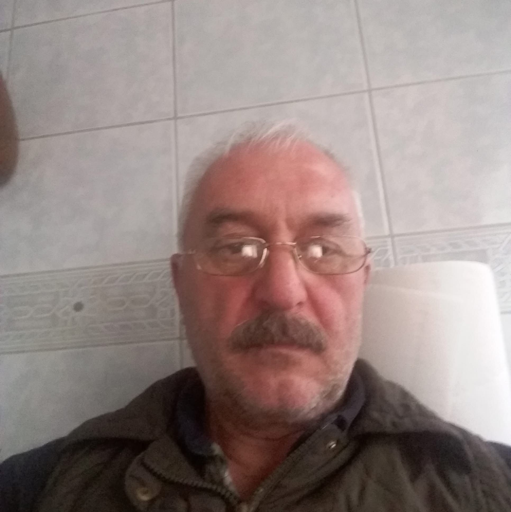 Komşuların Ihbarıyla Ortaya Çıktı Yalnız Yaşayan Yaşlı Adam Evinde Ölü Bulundu (2)