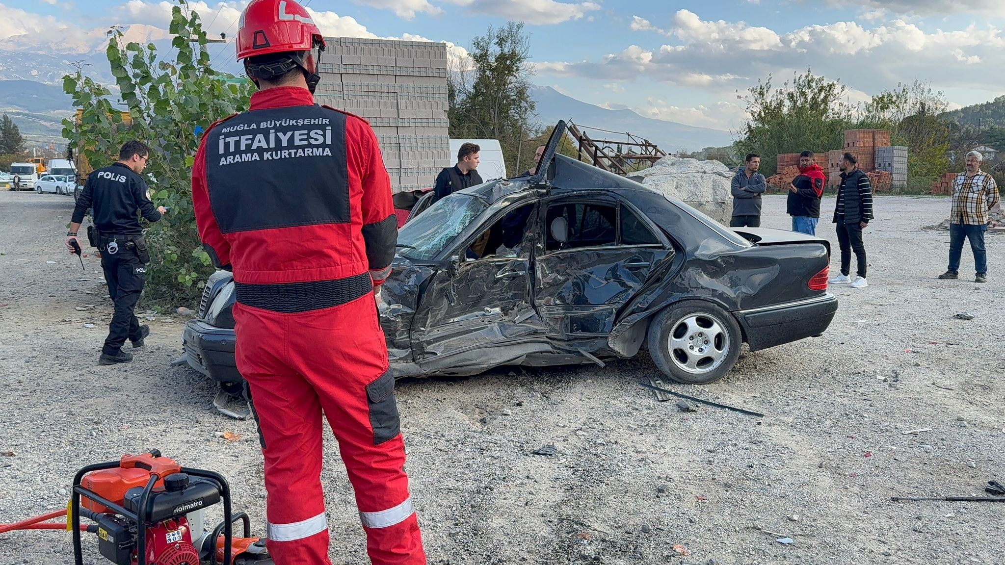 Kontrolden Çıkan Otomobil Can Aldı! Genç Sürücünün Son Anları Kamerada (4)