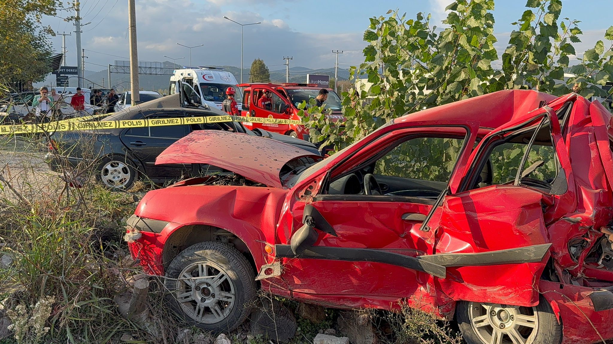 Kontrolden Çıkan Otomobil Can Aldı! Genç Sürücünün Son Anları Kamerada (6)