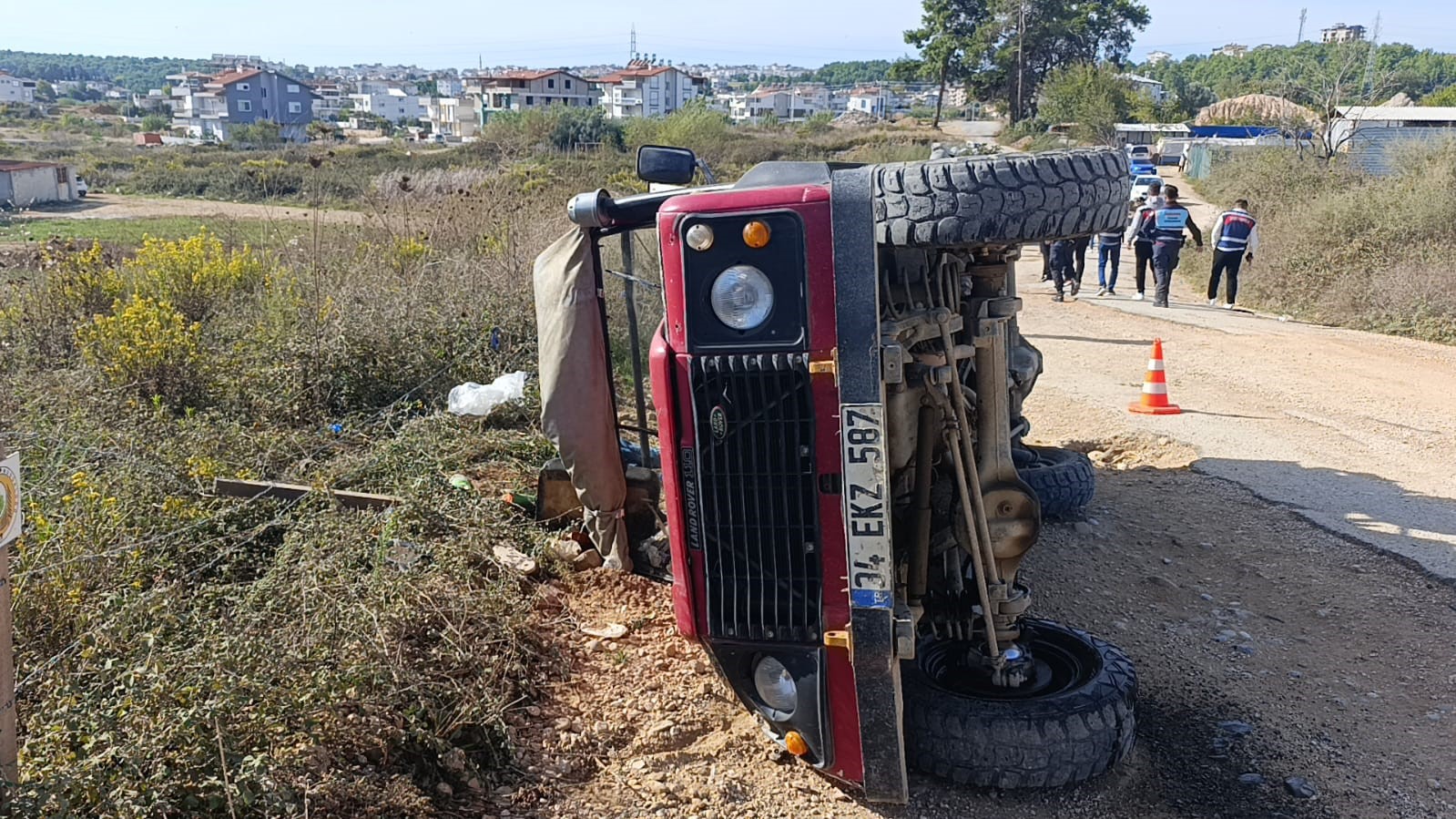 Korku Dolu Anlar! Safari Aracı Takla Attı, 9 Yaralı (6)