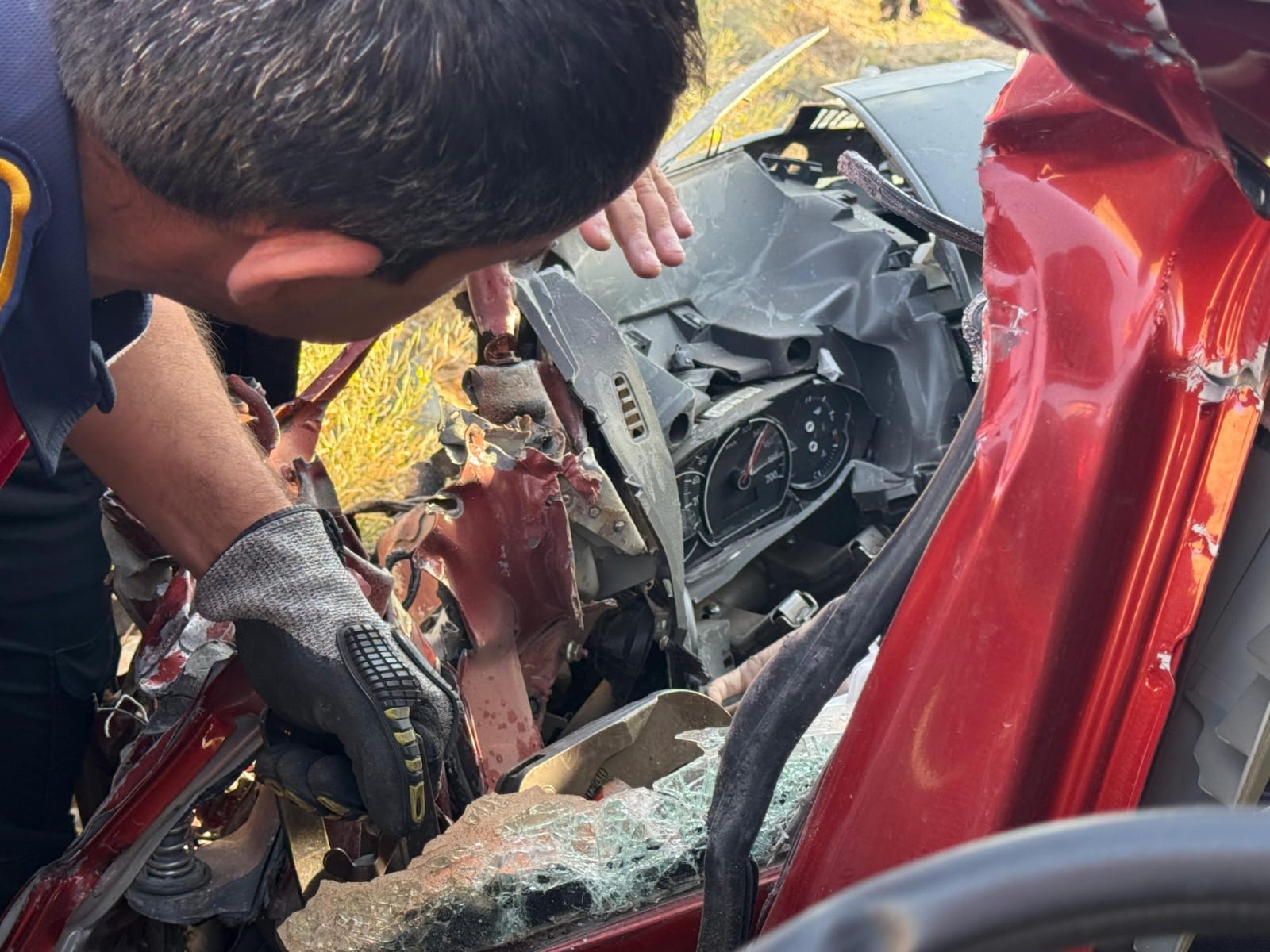 Korkunç Çarpışma Araç Içinde Sıkışan Sürücü Öldü (3)