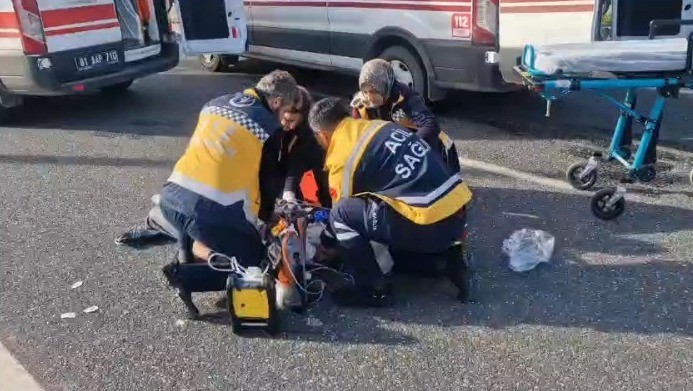 Korkunç Kaza! 82 Yaşındaki Adam Yolun Karşısına Geçerken Can Verdi (2)