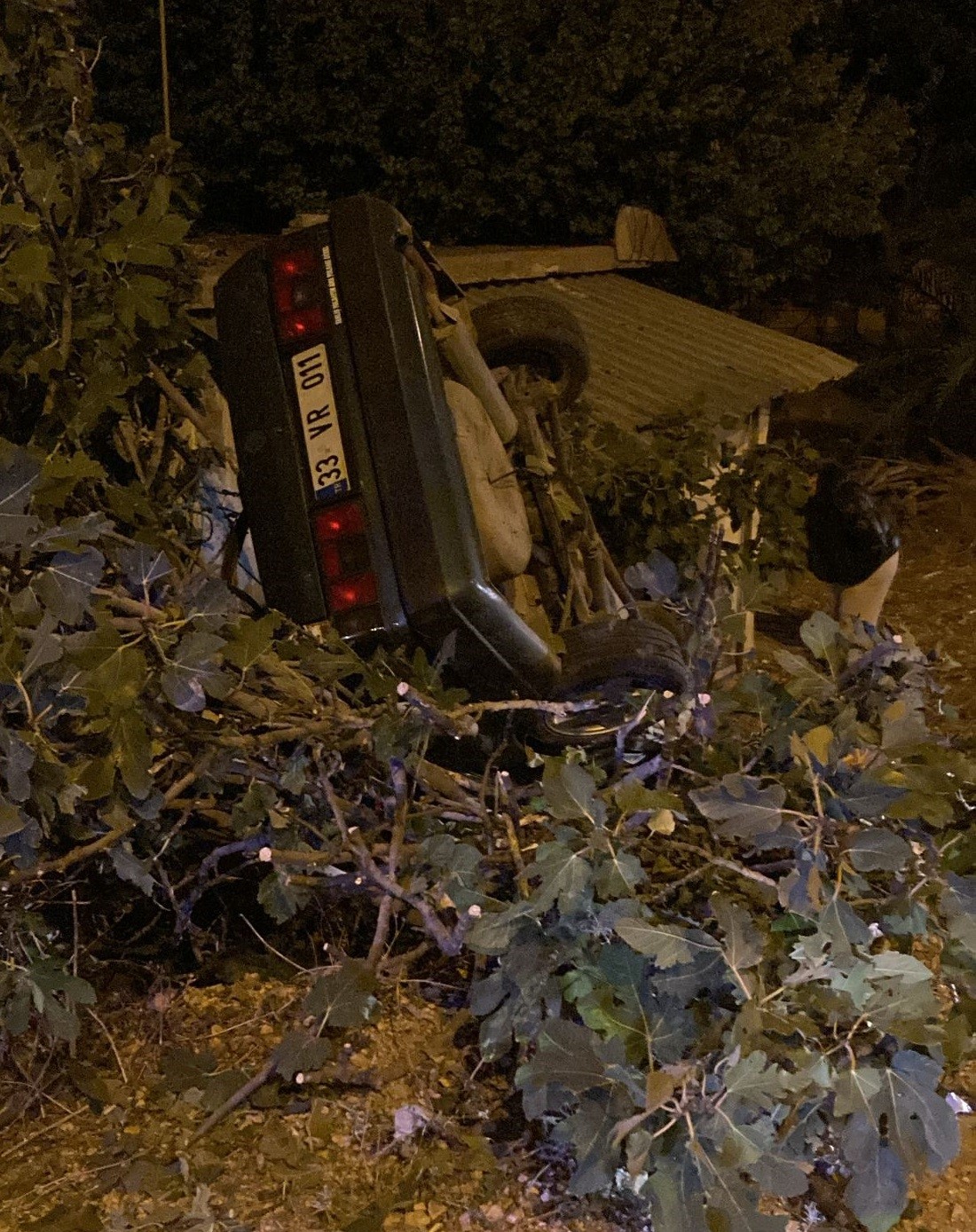 Korkunç Kaza Evin Duvarına Çarpan Araç, Sürücüsüne Mezar Oldu (2)