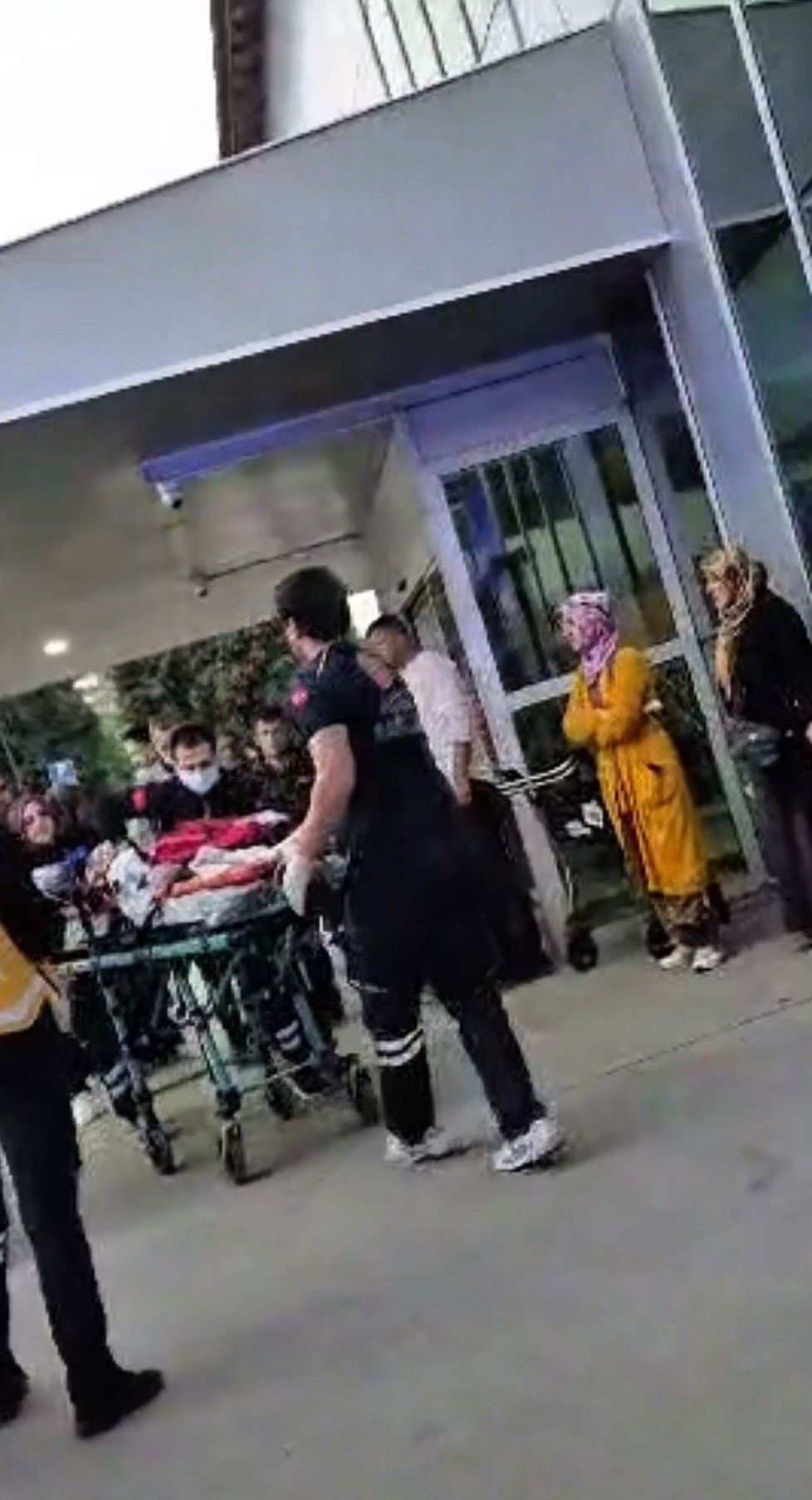 Küçük Patpat Sürücüsü Dehşet Saçtı 2 Yaşındaki Çocuk Olay Yerinde Can Verdi, Ablası Ağır Yaralı (2)