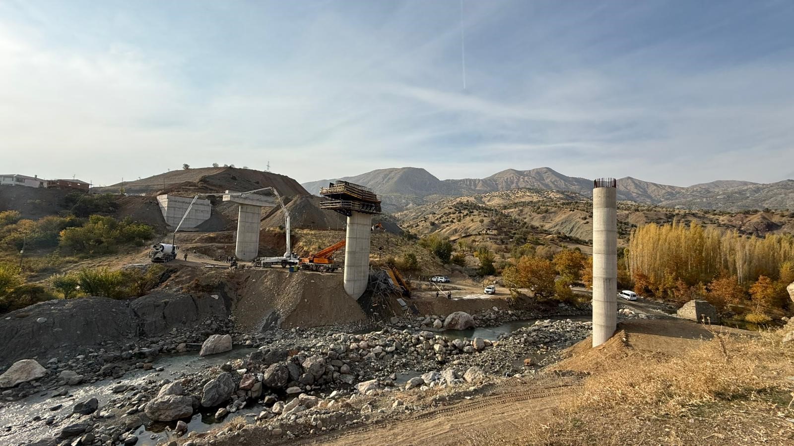 Kulp Viyadük Faciası Büyüyor 4 Işçi Hayatını Kaybetti, Gözaltı Sayısı 4'E Yükseldi (3)