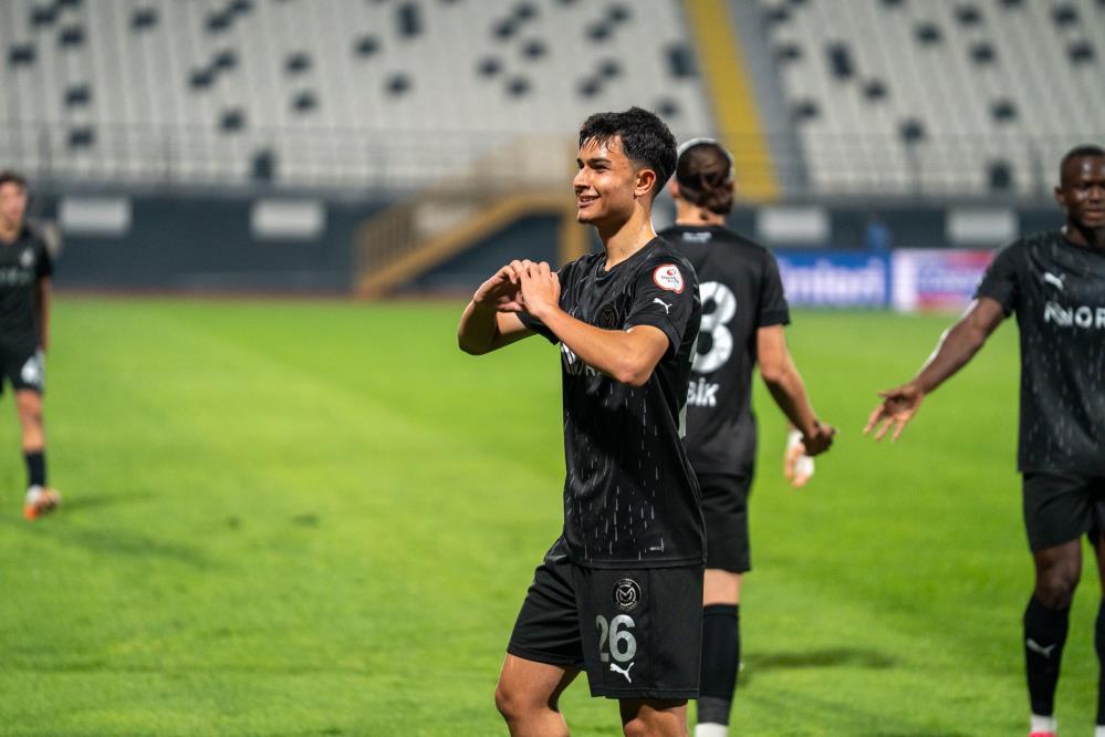 Manisa Fk, Adana Demirspor’u 5 Mağlup Etti (4)