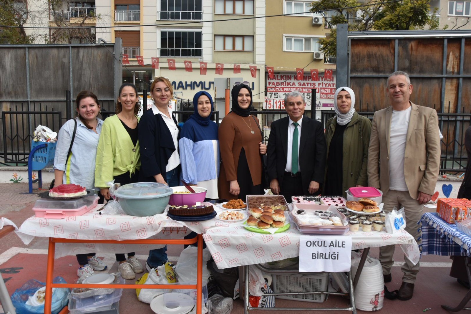 Manisa Halil Yurtseven Ilkokulunda Anlamli Kermes (1)