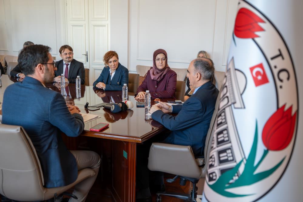 Manisa Medya Akademisi Projesi Yerel Basinda Dijital Donusumu Hizlandiracak (3)
