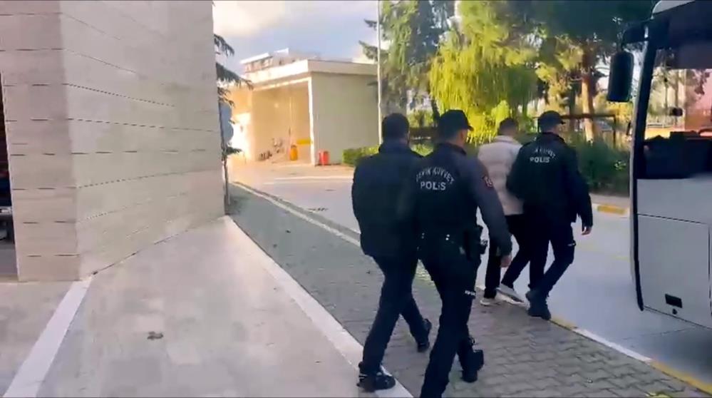 Manisa Merkezli Yasa Dışı Bahis Operasyonunda 23 Gözaltı 5 Tutuklama (3)