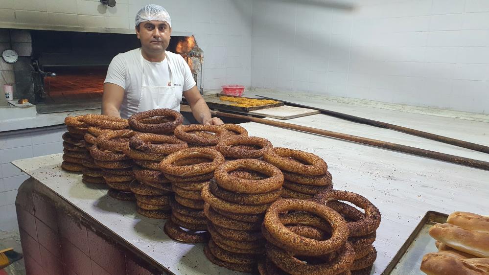 Manisa’da Bir Fırıncıdan Öğretmenler Günü Jesti (1)
