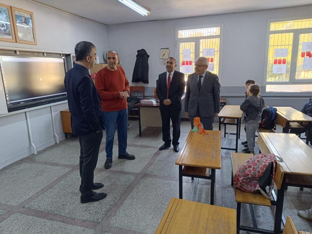 Manisada Bir Sosyal Medya Yorumu Koca Okulu Degistirdi (2)