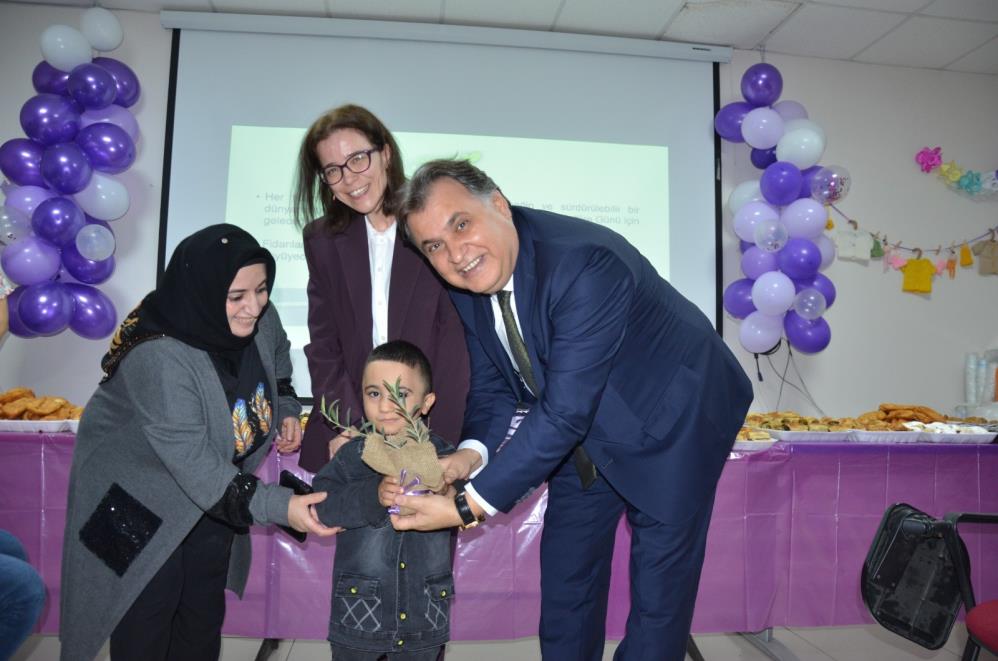 Manisada Dunya Premature Gunu Duygu Dolu Etkinlikle Kutlandi (3)