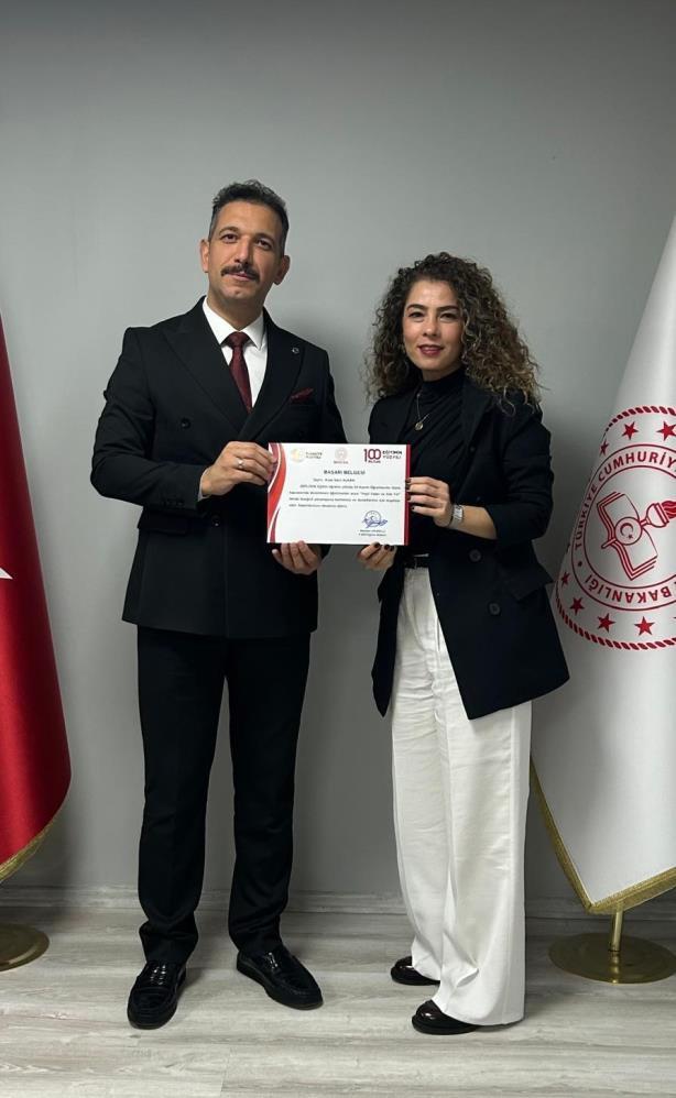 Manisa’da Öğretmenler Günü’ne Özel Yarışmada Ödüller Sahiplerini Buldu (3)