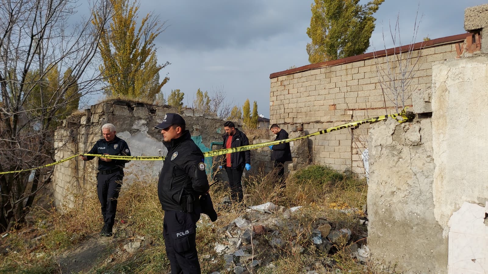 Metruk Binada Sir Olum Ailesi Gozyaslarina Boguldu03