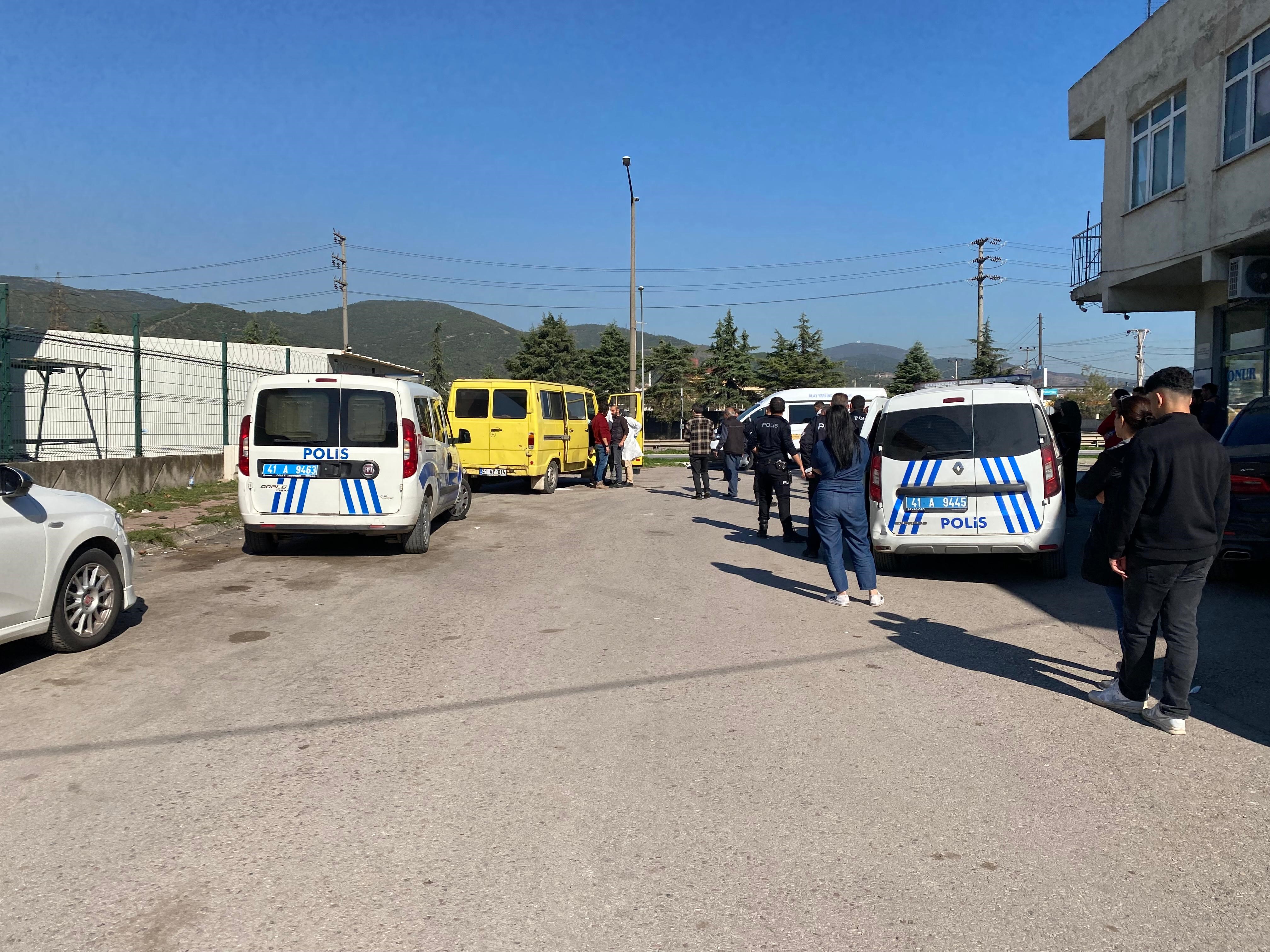 Minibüsünü Yuva Yapmıştı… 7 Yıldır Orada Yaşayan Yaşlı Adam Gaz Sızıntısından Hayatını Kaybetti (3)