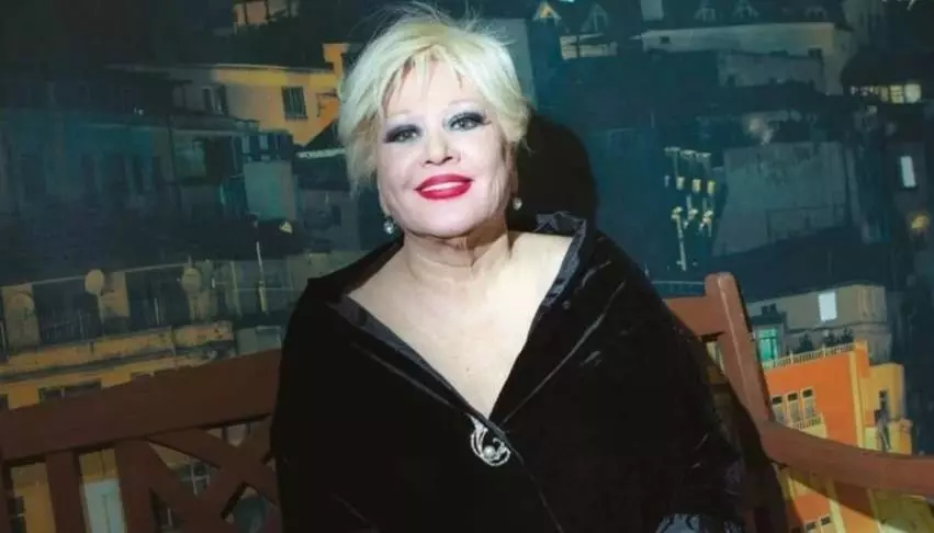 Muazzez Abacı Kalp Krizi (1)-1