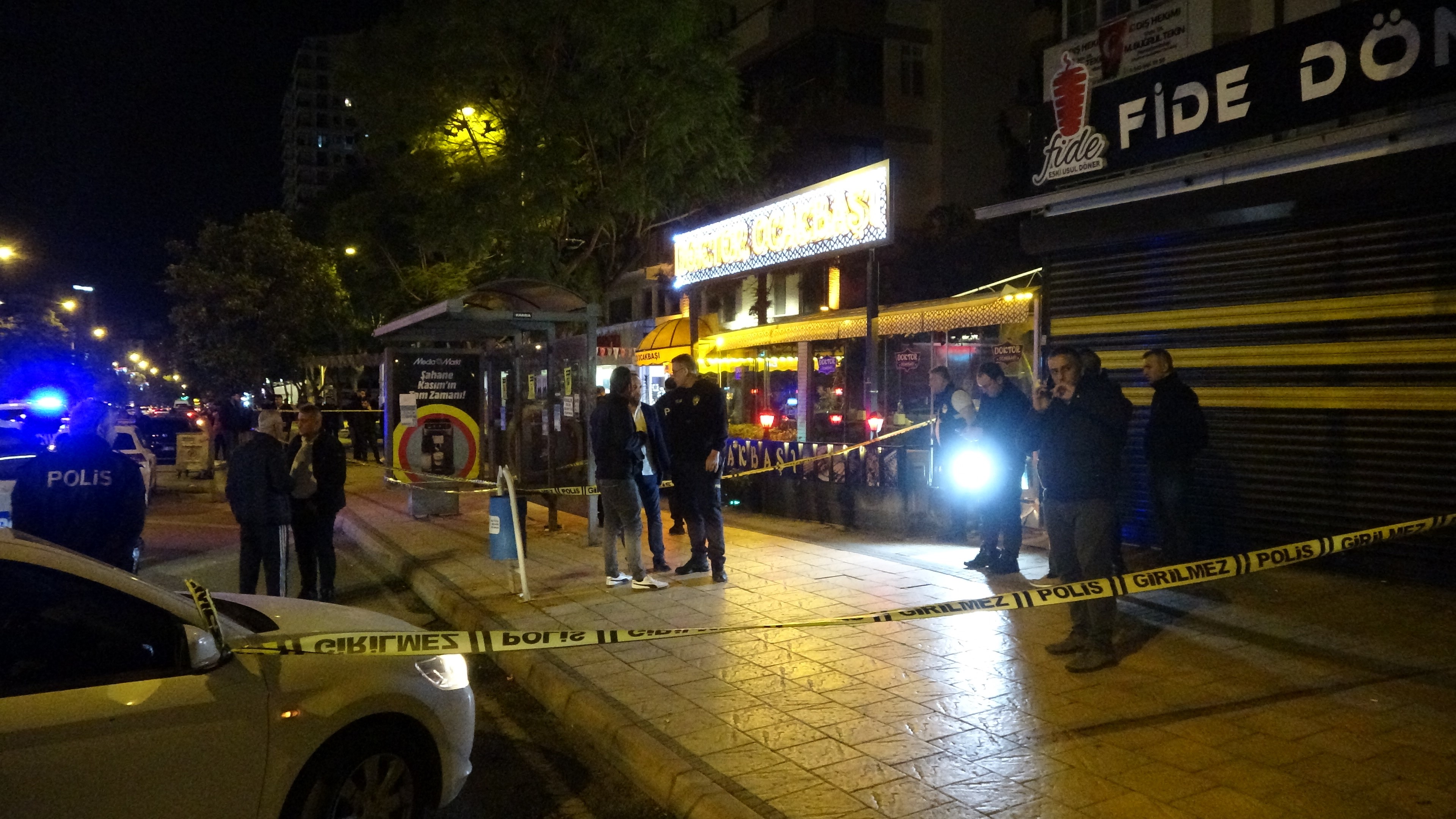 Ocakbaşında Kan Donduran Saldırı 57 Yaşındaki Iş Yeri Sahibi Başından Ve Göğsünden Vurularak Öldürüldü (7)