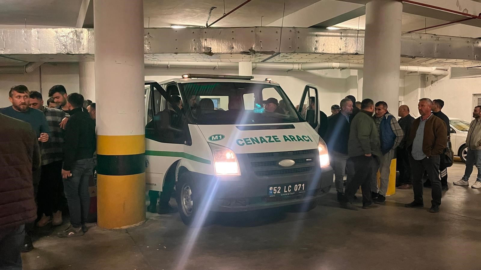 Okul Koridorlarında Acı Feryat Kalbi Duran Öğrenci Saatlerce Mücadeleye Rağmen Kurtarılamadı (6)