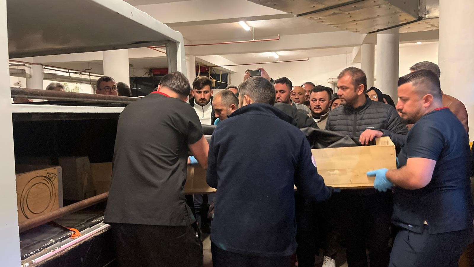 Okul Koridorlarında Acı Feryat Kalbi Duran Öğrenci Saatlerce Mücadeleye Rağmen Kurtarılamadı (8)