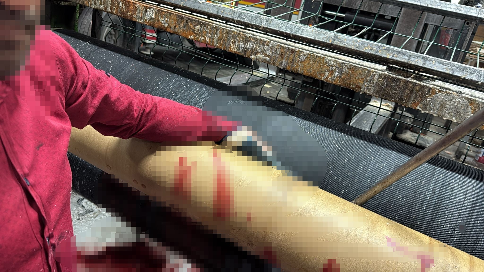 Organize Sanayi Bölgesi’nde Feci Olay Elleri Silindire Sıkışan Işçi Ağır Yaralı (2)