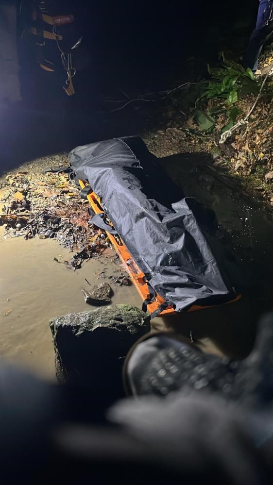 Ormanlik Alanda Dehset Tufek Ve Kan Izleriyle Bulunan Kayip Genc Sarampolde Olu Halde (5)