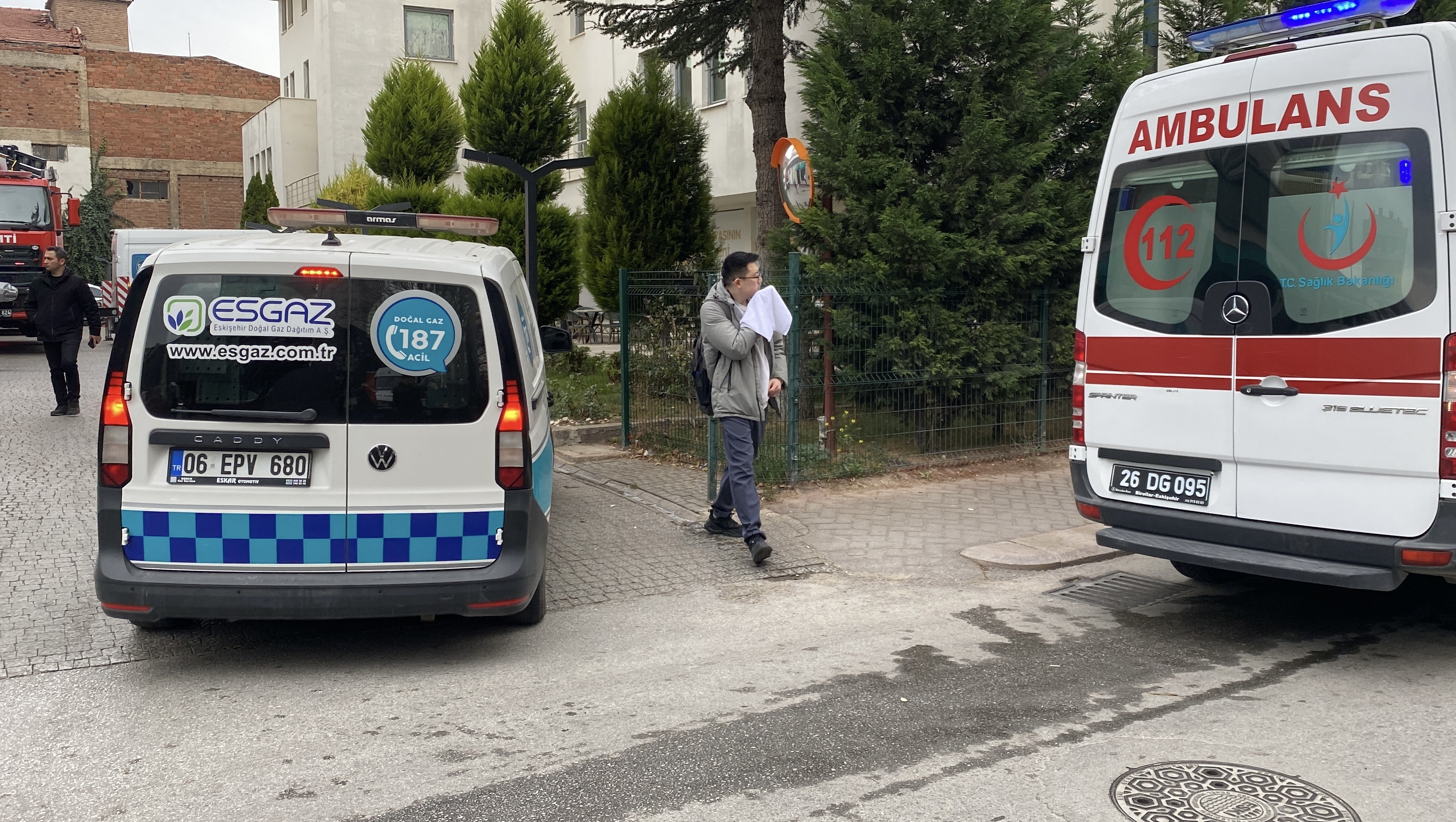 Otel Restoranında Korkutan Yangın 152 Kişi Tahliye Edildi (3)