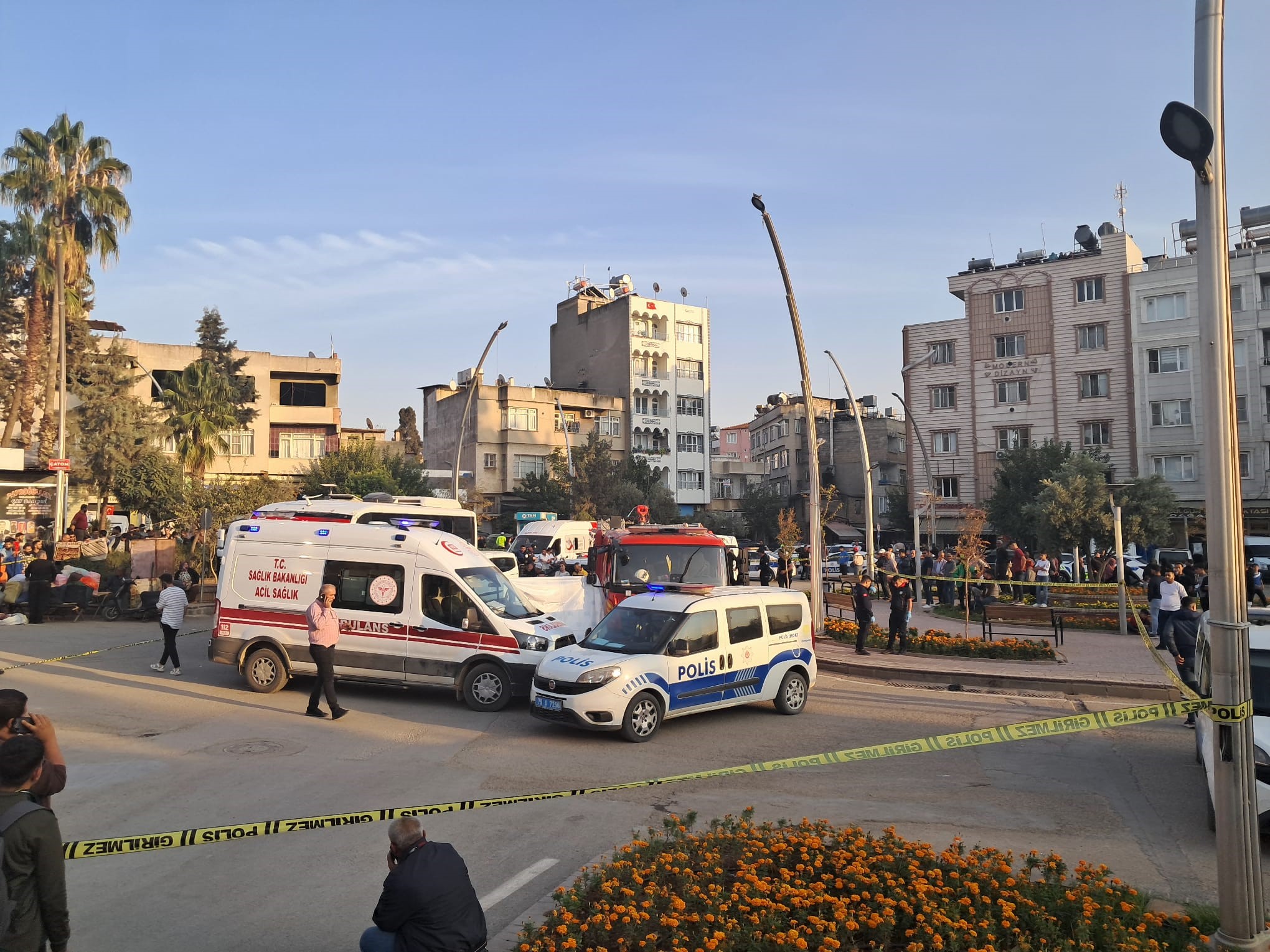 Otobüs Durağında Dehşet! 65 Yaşındaki Kadın Feci Şekilde Can Verdi (3)