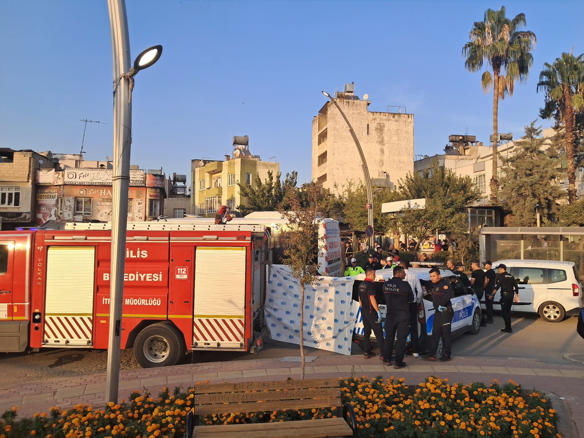 Otobüs Durağında Dehşet! 65 Yaşındaki Kadın Feci Şekilde Can Verdi (6)