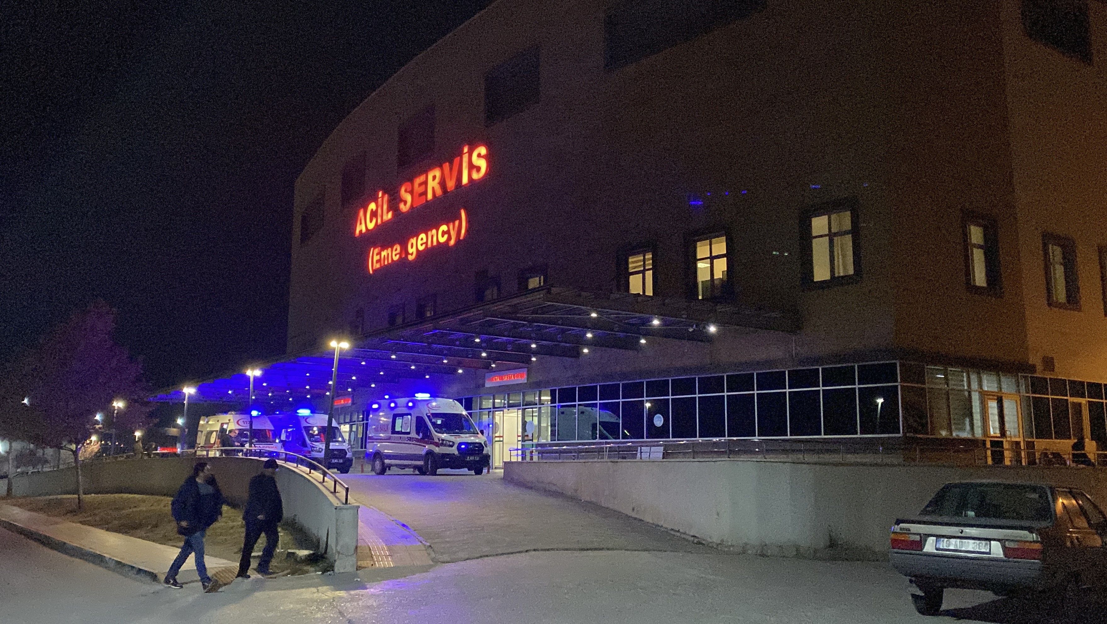 Peş Peşe Çarpışma Park Halindeki Vince Giren Araçta Sürücü Öldü (3)