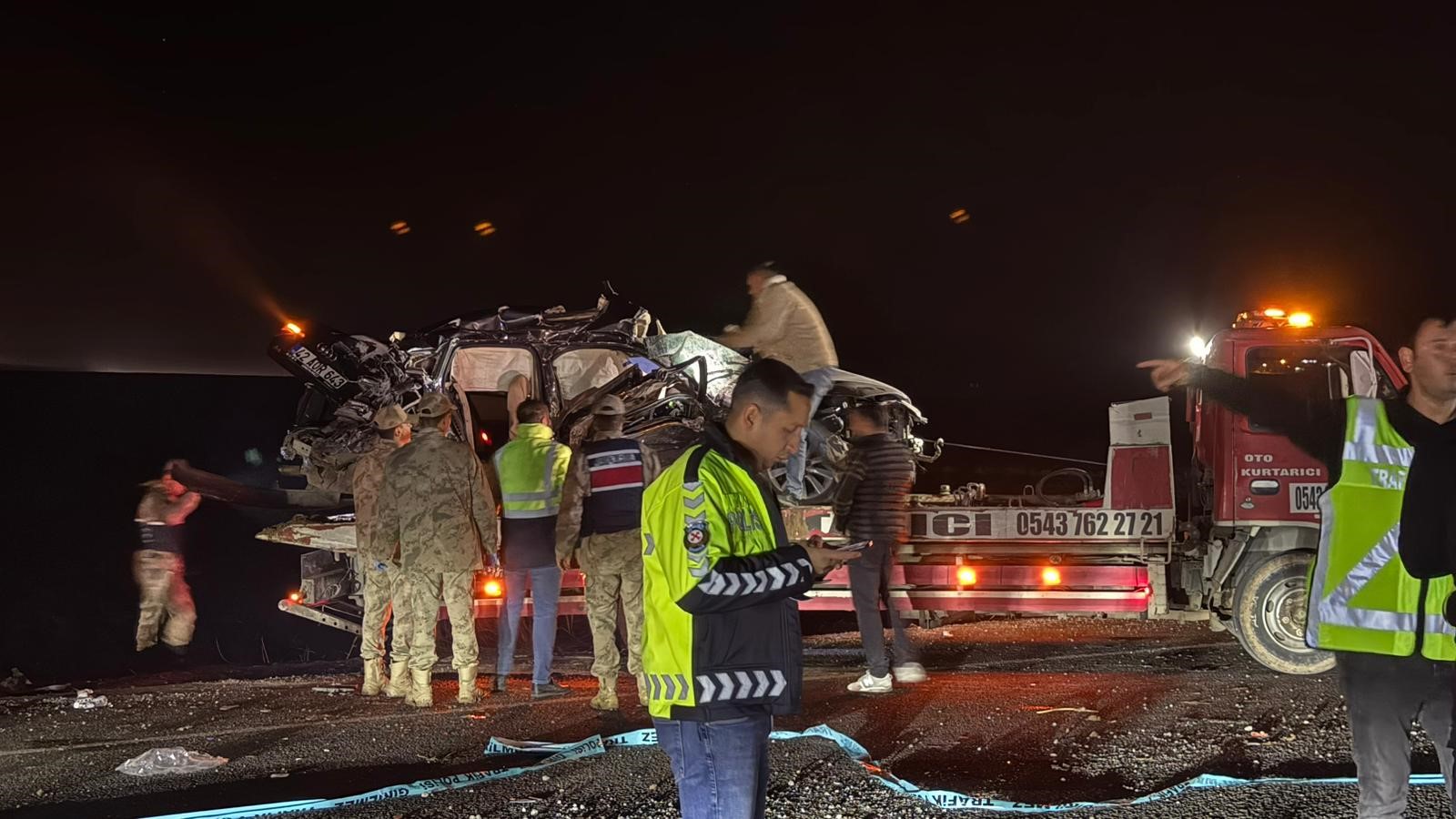Peş Peşe Iki Korkunç Kaza Aynı Gün 8 Can Kaybı (4)
