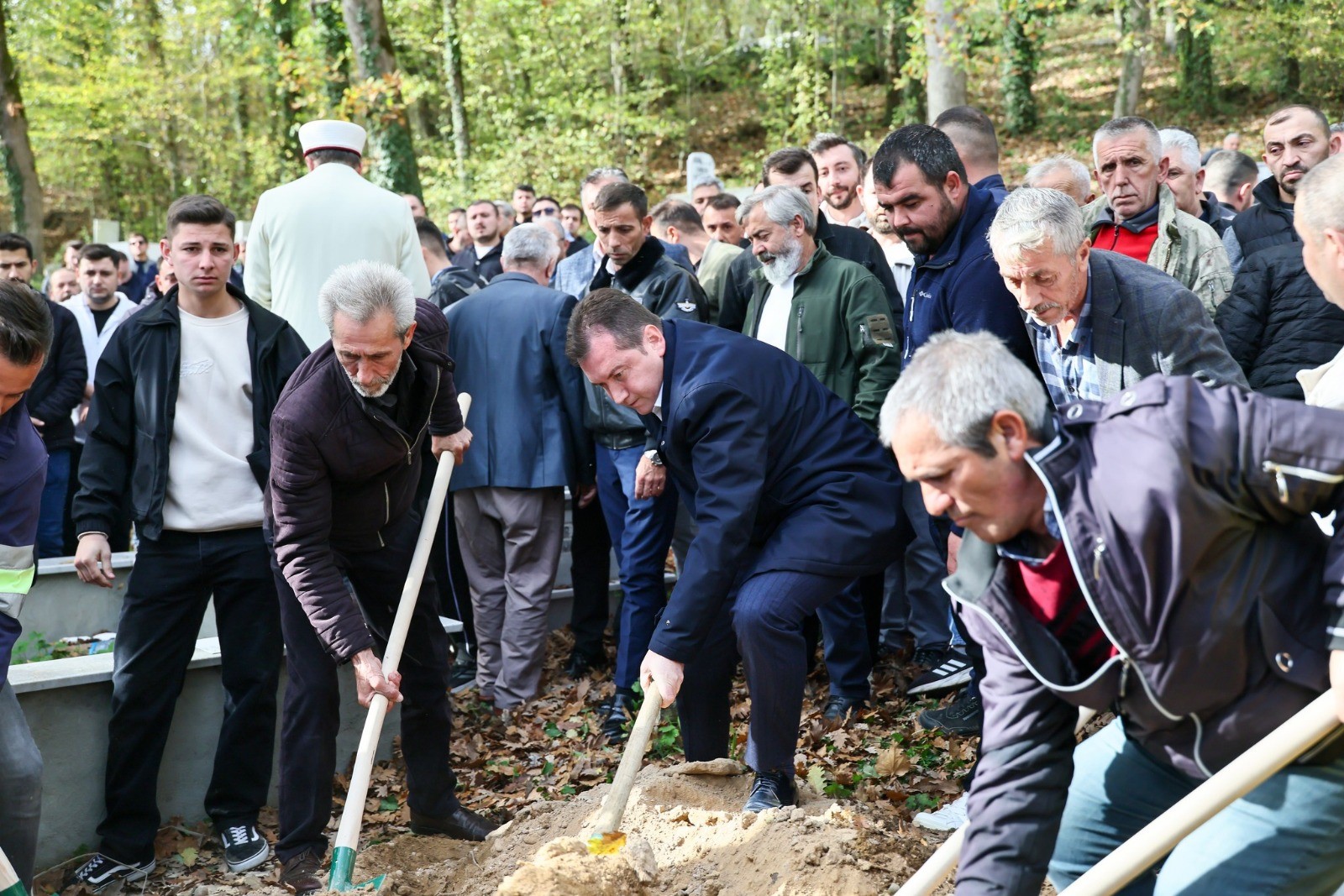 Saglik Camiasini Yasa Bogan Olay Ayni Aileden Dort Kisi Zehirlenmisti 03 (1)