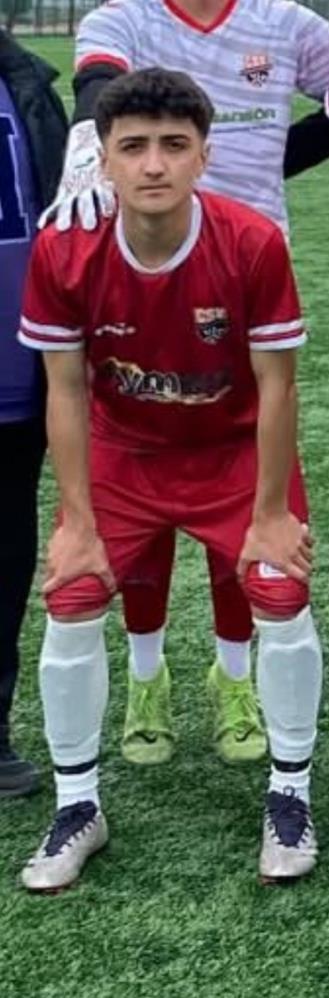 Saha Donusu Olum 17 Yasindaki Futbolcu Samet Sahin Hayatini Kaybetti (3)