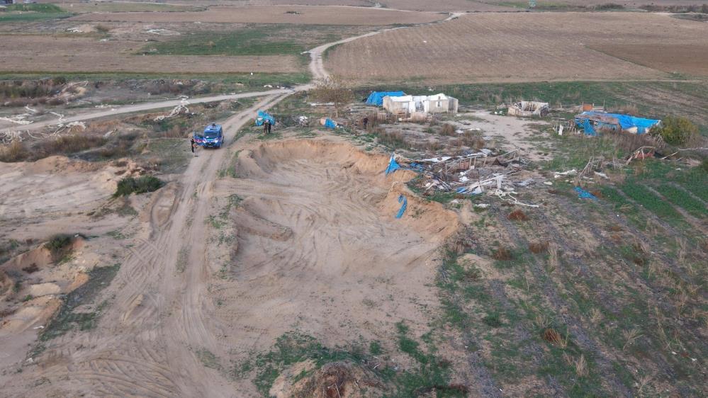 Sahillerin Icler Acisi Hali Dronla Belgelendi Kum Hirsizlari Jandarmadan Kacamadi (7)