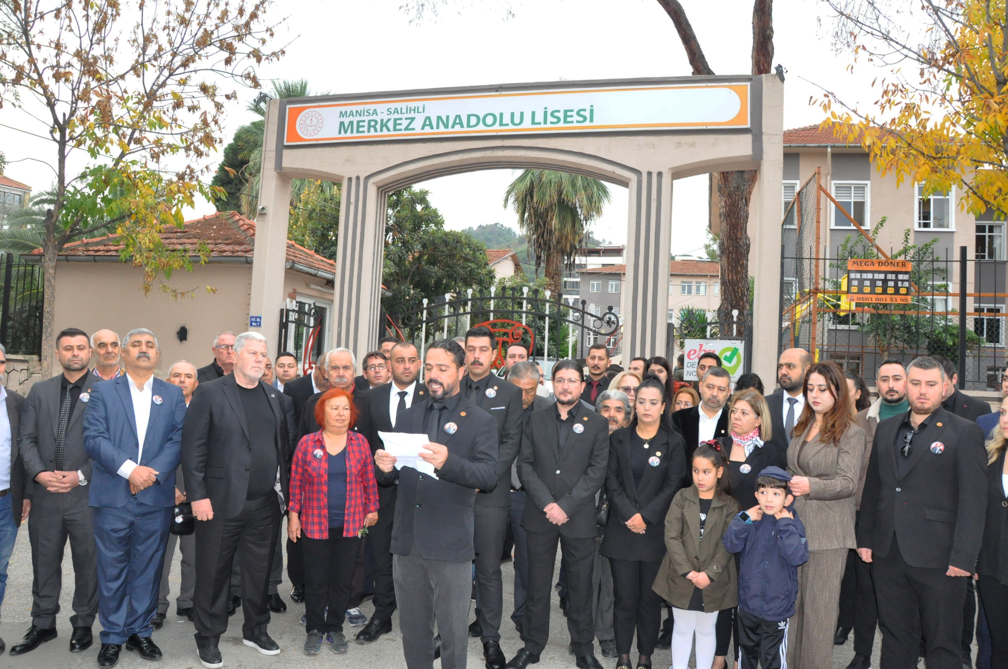 Salihli Chp ‘Atatürk’ü Kalbimizden Silemezsiniz’ (1)