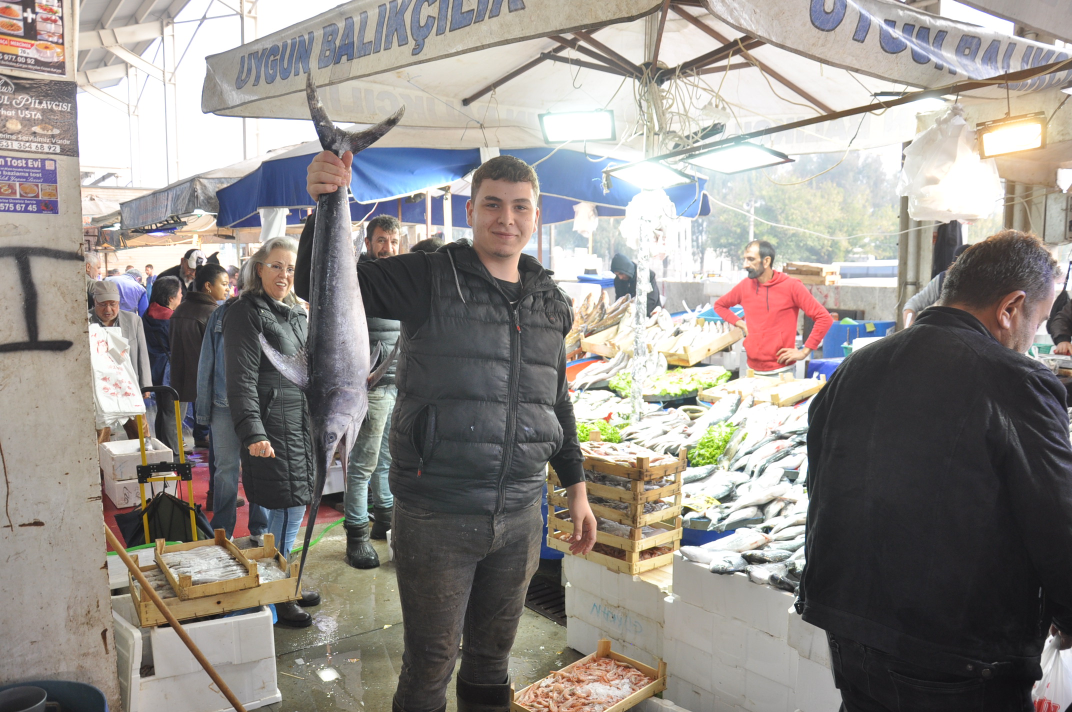 Salihli Pazar Yeri Balıkçı (6)