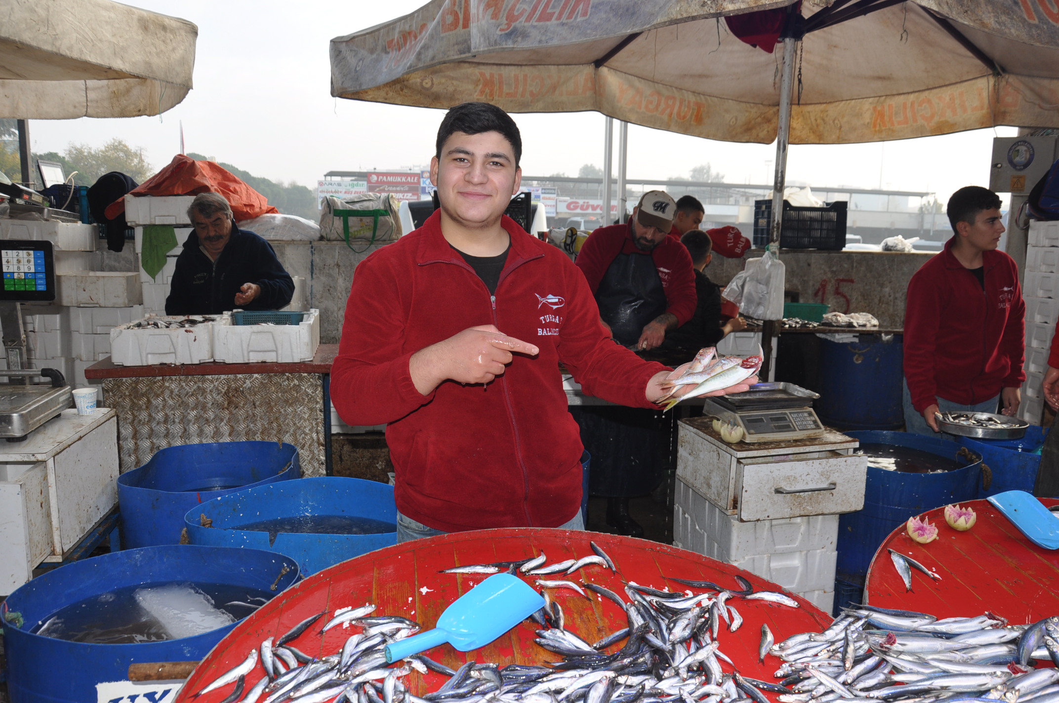 Salihli Pazar Yeri Balıkçı (8)