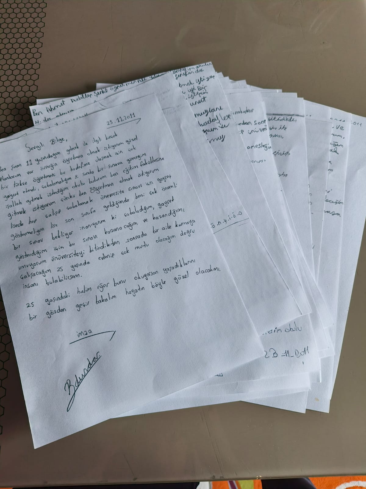 Salihli’de Görev Yapan Hatice Öğretmenin, 14 Yıl Önce Ilham Veren Hikayesi (13)