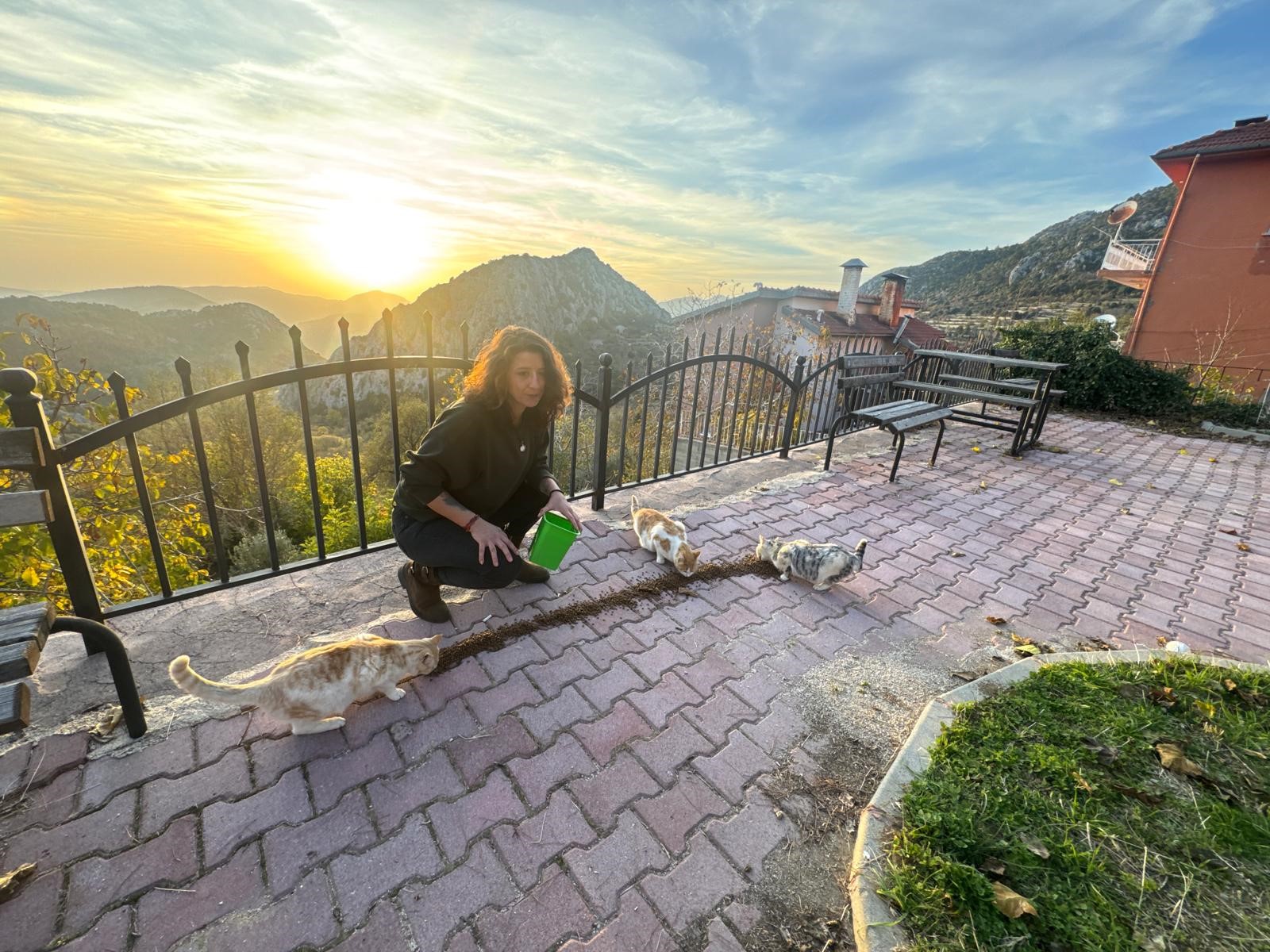 Sanat Dünyasında Babalık Krizi Ünlü Isme Tazminat Davası (5)