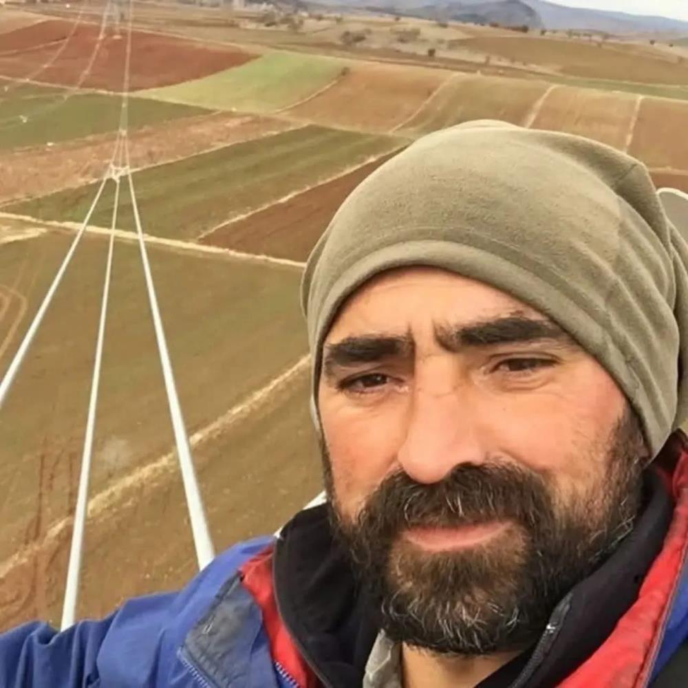 Santiyede Feci Kaza Elektrik Akimina Kapilan Isci Hayatini Kaybetti (2)