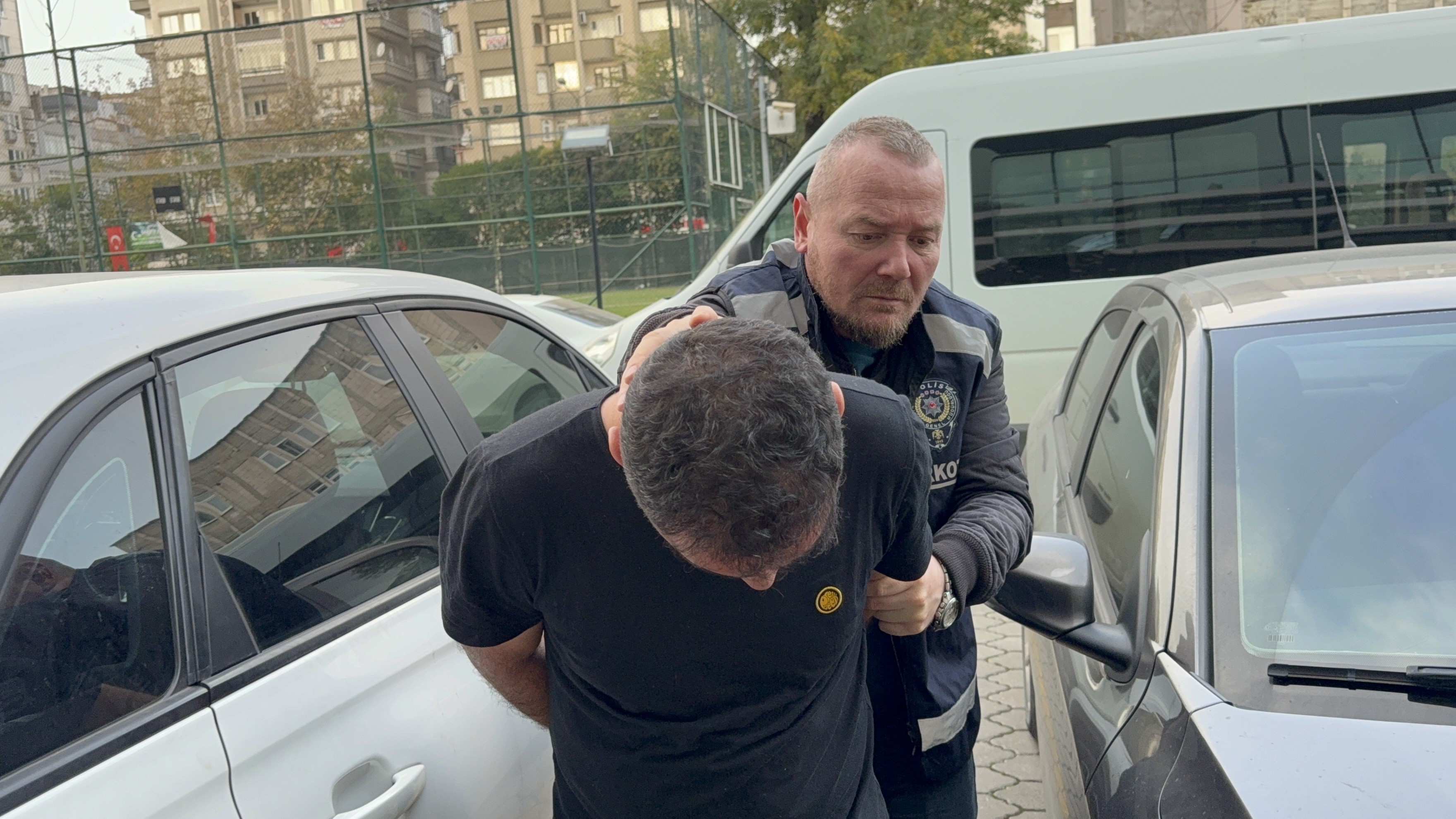 Şehirler Arası Otobüsle Uyuşturucu Sevkiyatı Tuvaletten 2 Kilo Metamfetamin Çıktı! (4)