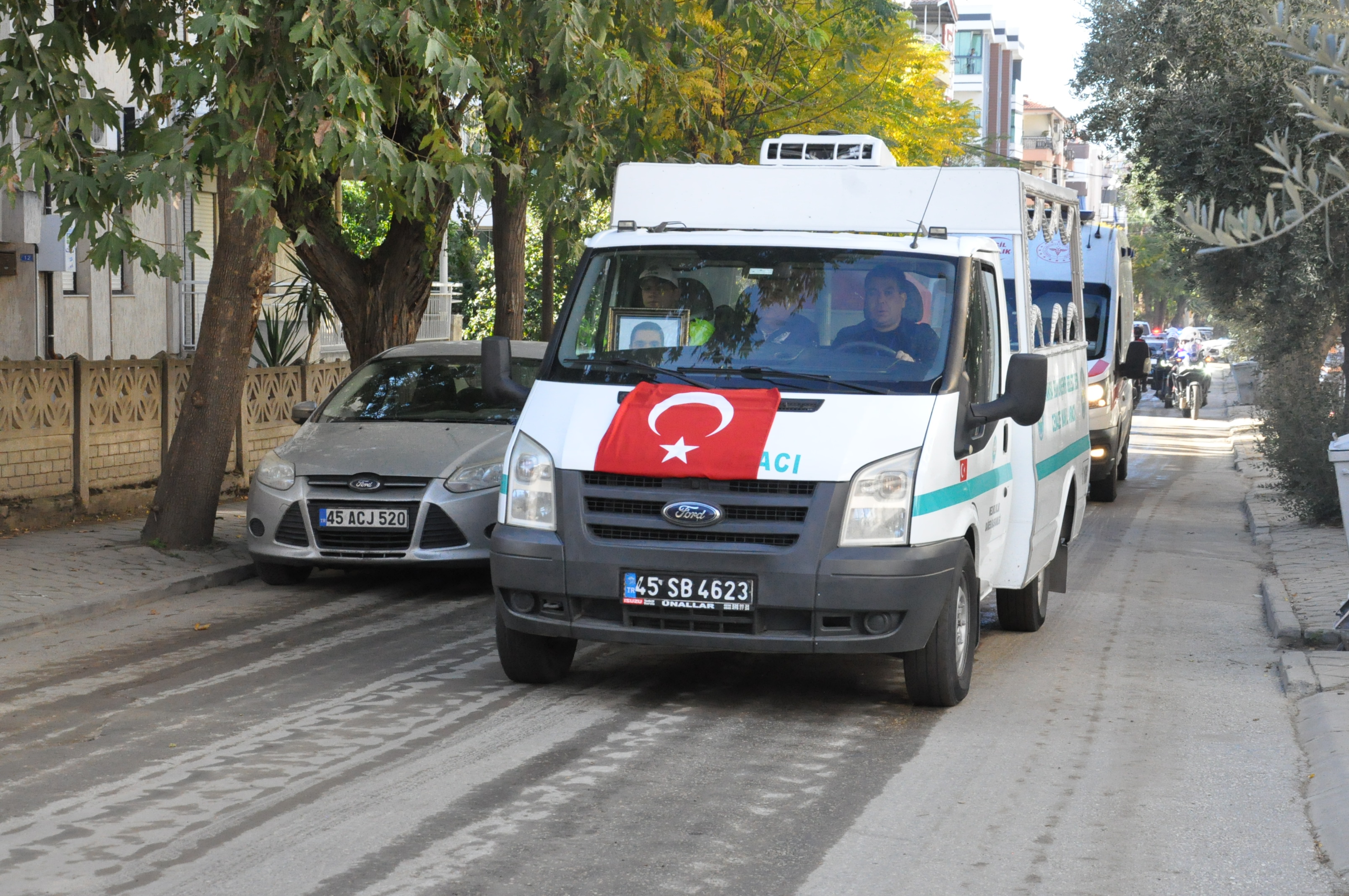 Sehit Polis Memuru Ali Barut Son Yolculuguna Ugurlandi (4)