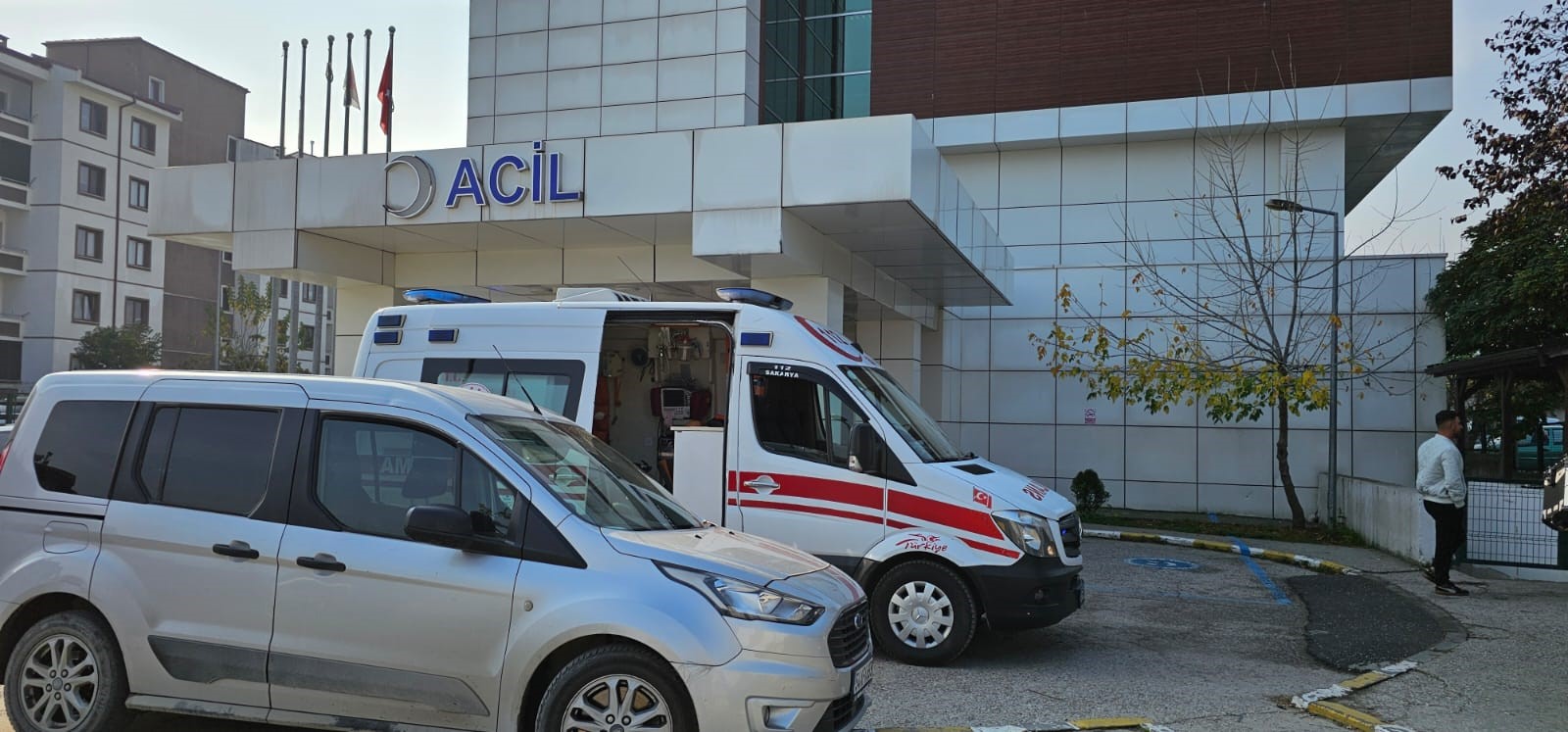 Site Içindeki Villada Gizemli Ölüm 2 Arkadaş Ölü Bulundu! (3)